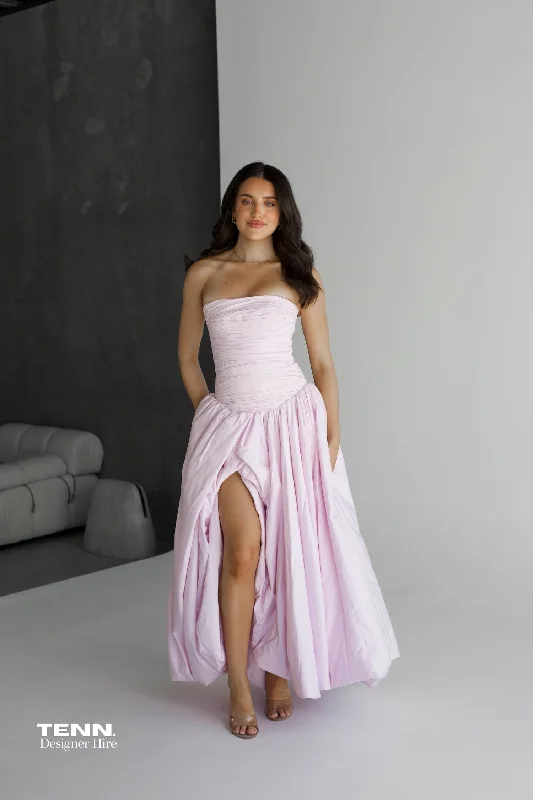 Maxi dress with retro flair-Violette Bubble hem Maxi Dress - Pink