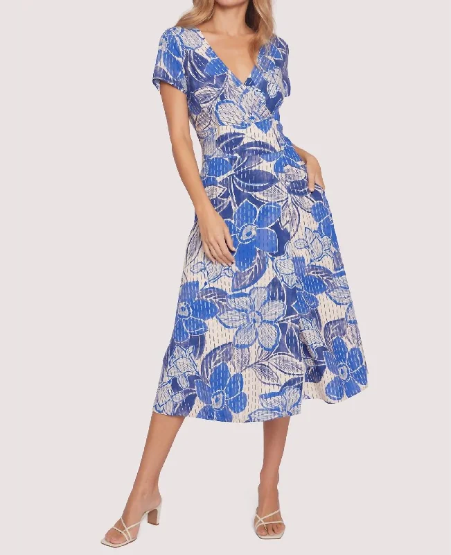 Midi dress with empire waist-Bellflower Midi Dress In Blue Floral