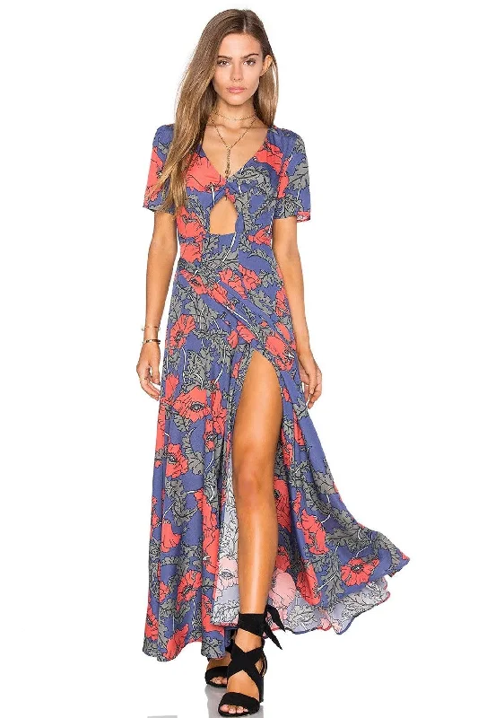 Maxi dress with animal motifs-Blue Maxi Wrap Dress With Large Floral Prints