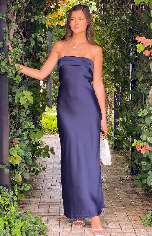 Maxi dress with velvet texture-Maiah Navy Maxi Dress