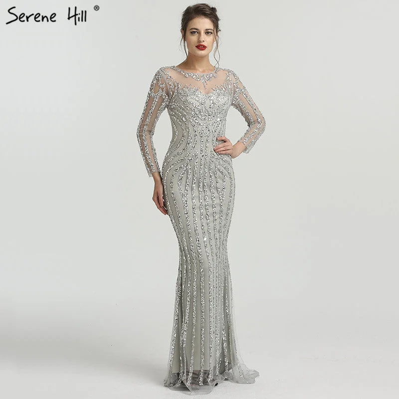 Evening dress with plunging neckline-Long Sleeves Sparkly Evening Dresses Mermaid Diamond Beading Evening Gown  LA6591